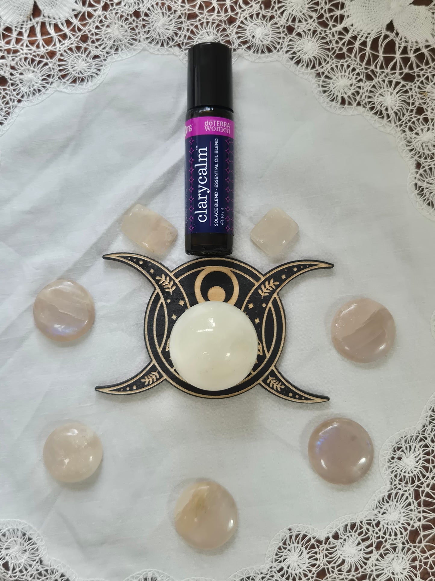 Release & Flow - Online Crystal Circle with Moonstone & dōTERRA ClaryCalm 22 March 7pm - 8.30pm UK